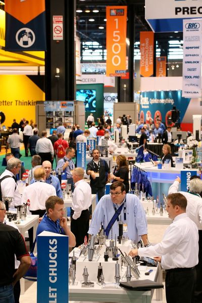 Prospects from the US manufacturing industry meet once every two years in Chicago at the biggest sectoral fair IMTS. (IMTS)