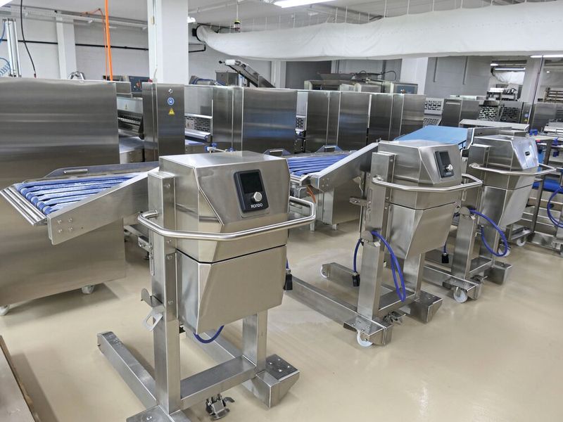 Im Rondo Dough-how Kompetenzcenter können die Kunden die Maschinen testen, Personal schulen, Rezepte optimieren oder erstellen lassen sowie ihre Prozesse für die Teigherstellung optimieren. (Bild: Lion Communication)