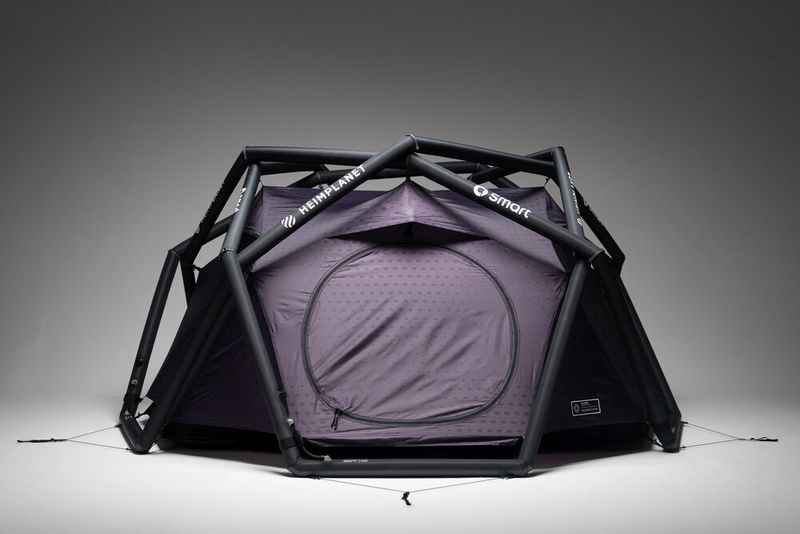 Auch ein Zelt ist beim Händler zu bekommen. (Bild: Smart)