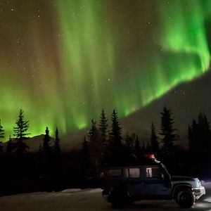 Polarlichter sind auf dem Dalton Highway kein seltener Anblick.(Bild:  Benjamin Bessinger/SP-X)