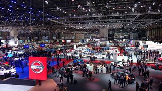 Ausstellungshalle des Palexpo in Genf: Anfang März der Schauplatz der Genfer Motor Show, besser bekannt als Autosalon. (Christian Otto/»Automobil Industrie«)