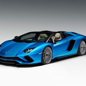 (Lamborghini)
