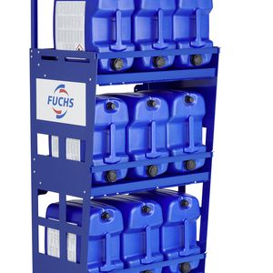  Kfz-Betriebe unterstützt FUCHS mit einem breiten Angebot an sinnvoller und praktischer Werkstattausrüstung, beispielsweise mit Equipment zum fachgerechten Lagern von Schmierstoffen.(Bild:  FUCHS LUBRICANTS GERMANY GmbH)