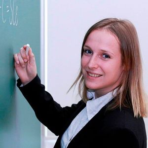 ((c) Dr. Oldamur Hollóczki/Uni Bonn)