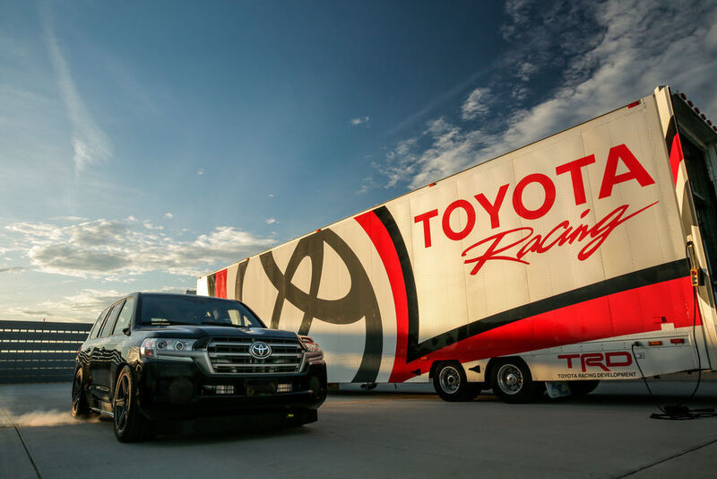 Am Ende stand ein Erfolg zu Buche: Auf 370,2 Stundenkilometer brachte es der Land Speed Cruiser in der Spitze.  (Toyota)