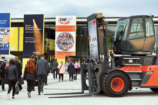 Zur Logimat 2019, der letzten Präsenzveranstaltung, kamen deutlich über 60.000 Fachbesucher auf das Stuttgarter Messegelände. Kann die Messe das 2022 toppen? Zur Logimat 2019, der letzten Präsenzveranstaltung, kamen deutlich über 60.000 Fachbesucher auf das Stuttgarter Messegelände. Kann die Messe das 2022 toppen?