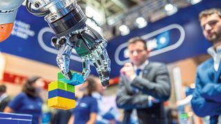 Die Automatica, die Weltleitmesse für intelligente Automation und Robotik, hat einen neuen Termin: 8. bis 11. Dezember 2020. (Messe München GmbH)