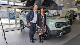 Steffi und Marc Heinemann sind kreativ unterwegs: Neben der Beschäftigung mit Auto- und Wartungsabos sind sie auch schon früh  in den Handel mit chinesischen Autos eingestiegen – etwa der Marke BAIC. (Bild: Rosenow – VCG)