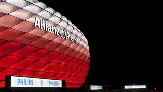 Neues Licht für die Allianz-Arena: Ab der Spielsaison 2015/16 erstrahlt die Arena im modernen und effizienten LED-Licht von Philips. (Philips)