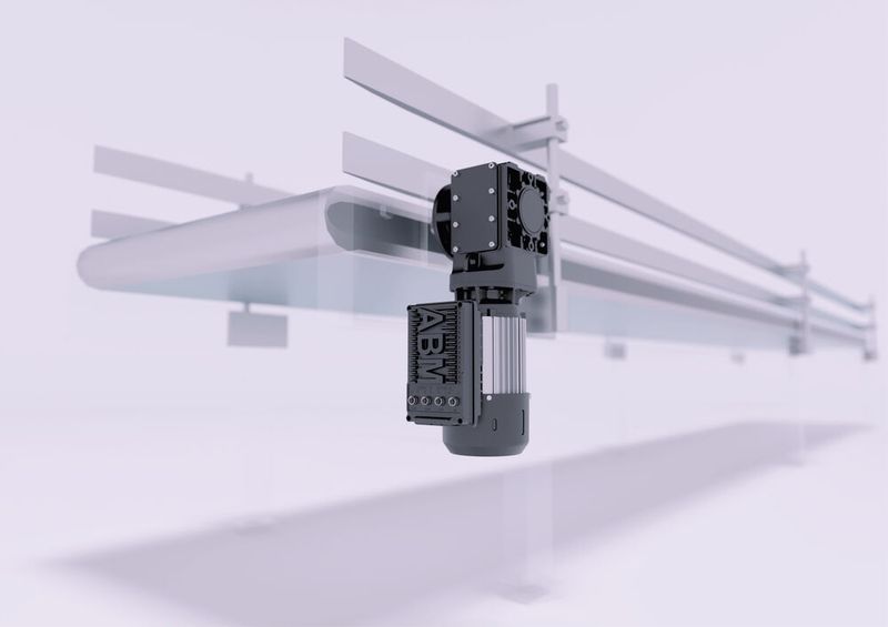 Die neuen Umrichter von ABM mit einer Leistung bis zu 2,2 kW kommen in allen gängigen Applikationen in der Behälter- und Paletten-Fördertechnik zum Einsatz. (Bild: ABM)