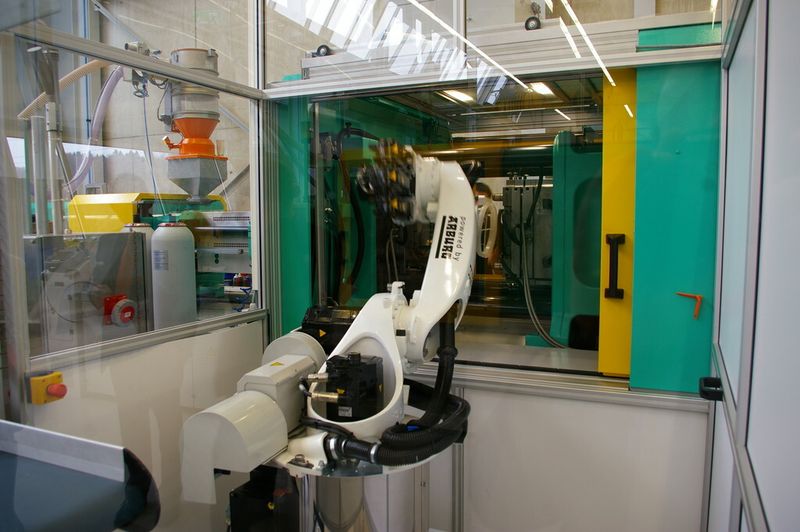 Plastechnik AG, le spécialiste de l'élaboration, conception et production de pièces en matière synthétique et plastique technique. (Image: MSM / JR Gonthier)