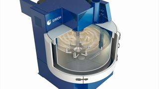 Das ist der sogenannte Mixsolver von Eirich. Das System, das die Zubereitung von Schlicker in der Keramikverarbeitung deutlich verkürzt, ist nur eines von vielen, das im Rahmen der Ceramitec 2022 zu sehen sein wird. Hier noch mehr... (Eirich)