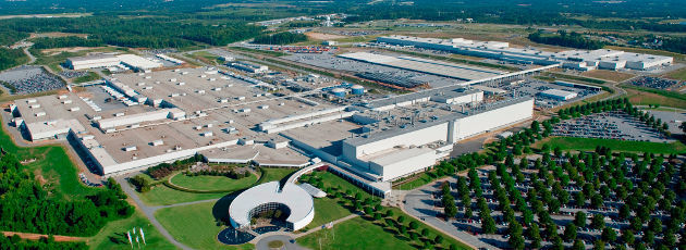 BMW-Werk in Spartanburg: Der deutsche Automobilhersteller plant, weitere 600 Millionen US-$ bis 2021 in seinen US-amerikansichen Standort zu stecken. Vor allem die BMW X-Reihe soll hier weiter ausgebaut werden. (dpa - Bildfunk)