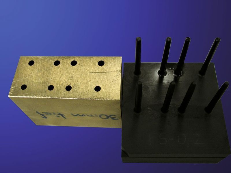 Bild 3: Mit einer Graphitelektrode  erodiertes Werkstück aus Bronze 926.  Bilder: OPS Ingersoll (Archiv: Vogel Business Media)