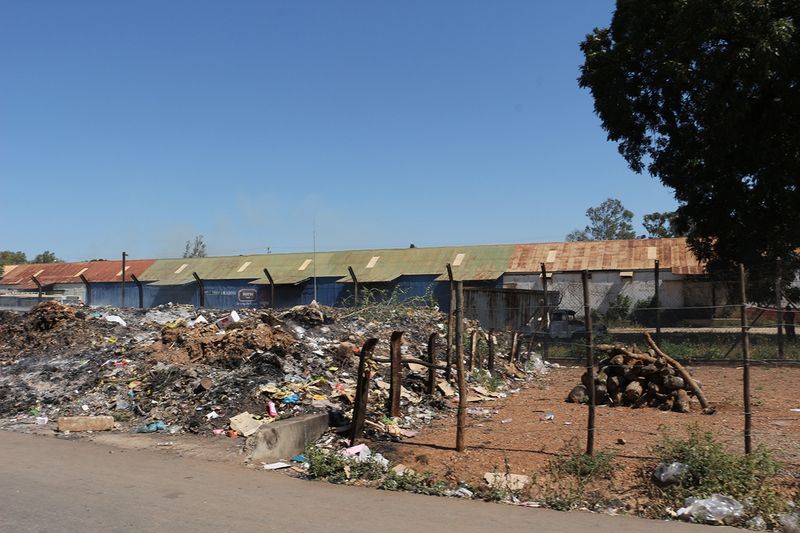 Kabwe verdankt seinem zweifelhaften Ruf dem Bergbau. Bis 1994 wurde Blei, Zink aber auch Cadmium, Mangan und Vanadium ohne Umweltauflagen gefördert.(Bild: Francesco Volpi on Jan. 4th, 2007 - CC-BY-ND 2.0, https://www.flickr.com/photos/francescovolpi/14506954615/) (Bild: Francesco Volpi)