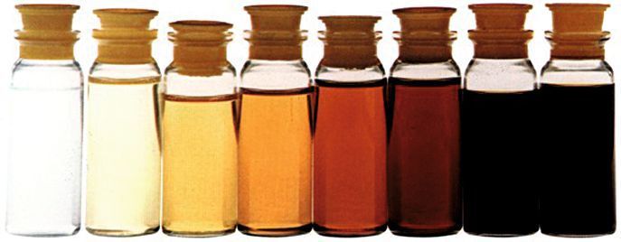 Bild 2: Farbskala der Betriebmittelalterung von Mineralöl.  (Bild: Pfeiffer Vacuum)