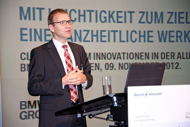 Dr. Stefan Kalke, Leiter Werkstoffe und Verfahren bei der BMW Group: 