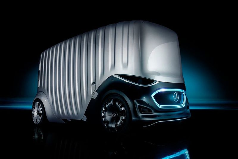 Alternativ lässt sich der Vision Urbanetic zum autonomen Kleinlaster umbauen. (Mercedes-Benz)