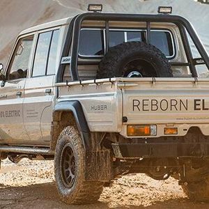 Run-E Electric Cruiser heißt das Ergebnis, das allerdings bislang nur sehr spezielles Terrain betreten darf.(Bild:  Huber Automotive)