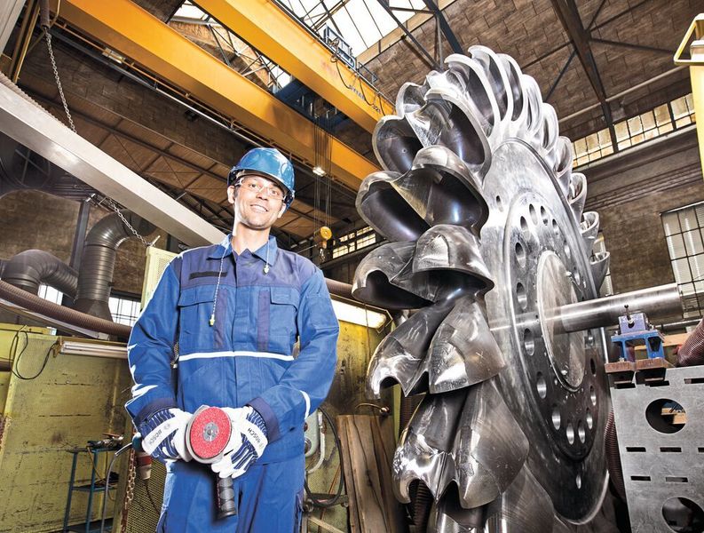 L'abrasif est disponible dans les granulométries 36, 60, 80 et 120. 4570 siabite X fait partie de la nouvelle génération de disques fibre haute performance de la gamme sia Abrasives.  (sia Abrasives)