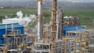 Symbolbild Raffinerie (Bild: CCO PUblic Domain)