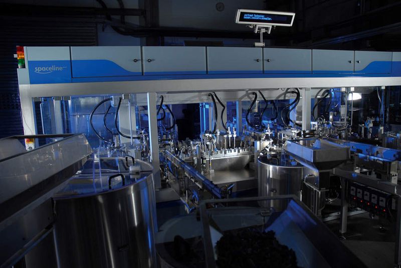 Bei Montagen mit extra hohen Produktionsstückzahlen kann die Montageautomation Spaceline ihre Stärken ausspielen. (Archiv: Vogel Business Media)