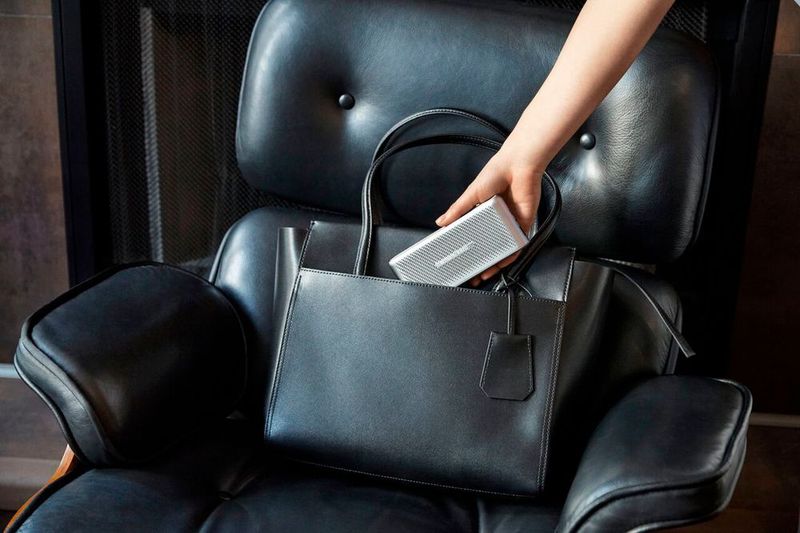 ...und in der vollsten Handtasche. (Harman Kardon)