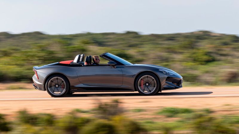 3,2 Sekunden gibt MG als Sprint von null auf 100 km/h an. Das ist bestes Sportwagenniveau. (Bild: MG)