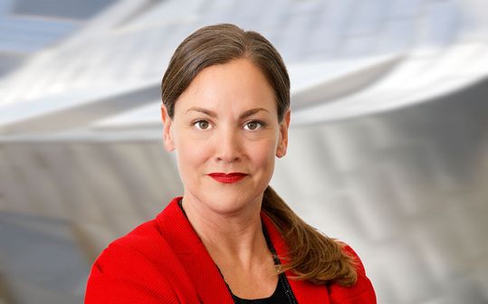 Kerstin Maria Rippel, die Hauptgeschäftsführerin der Wirtschaftsvereinigung Stahl, gibt hier ihr Statement zum neuen Koalitionsvertrag der zukunftigen Regierung ab ...(Bild:  M. H. Vogel / Wirtschaftsvereinigung Stahl)