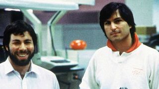 Das Archivfoto aus dem Jahr 1978 zeigt Steve Jobs (r) und Steve Wozniak (l). (Bild: dpa - Bildfunk)