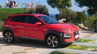Der Hyundai Kona soll sich 2018 in Deutschland rund 13.000 Mal verkaufen. (Wehner / kfz-betrieb)