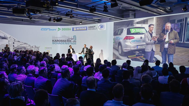 Kalkulation mittels KI: Arben Ndue, Audatex Autoonline, nahm auf dem Außengelände im Beisein von Peter Diehl..  (Bild: Stefan Bausewein)