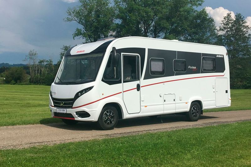 Dethleffs führt außerdem bei den vollintegrierten Fahrzeugen die neue Pulse-Baureihe ein. (Bild: Dethleffs)