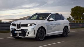 BMW will den iX5 Hydrogen im Jahr 2028 auf den Markt bringen. (Bild: BMW)