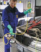 st-013-2024-servicetechniker-1 ()