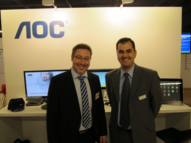 Claas Reckmann und Michael Benesch (r.), AOC      (Bild: IT-BUSINESS)