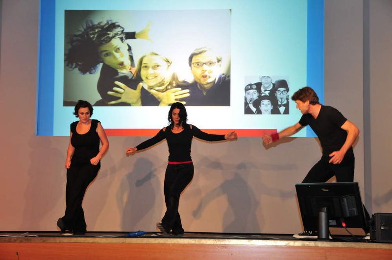 Das Improvisationstheater Caracho war dafür zuständig, dass der Spaß nicht zu kurz kam. (Archiv: Vogel Business Media)