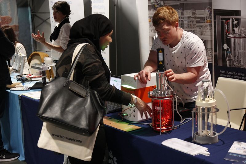 Impressionen der LAB-SUPPLY in Wien 2023.   Mehr Infos zu den kommenden LAB-SUPPLY-Messen finden Sie auf www.lab-supply.info.  (LABORPRAXIS, C. Lüttmann)