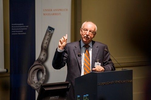 Prof. Dr. Gerd Gigerenzer zeigte, dass intuitive Entscheidungen rationalen Denkprozessen überlegen sein können. (Bild: Odgers Berndtson)