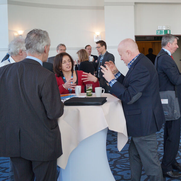 Diskussionen in den pausen der Process Management Academy (PROC/jab)
