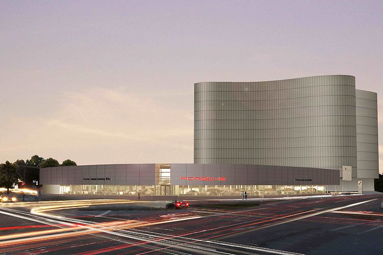 Bis zum Neubau des Porsche-Zentrums Hamburg in Nähe der Innenstadt wird noch einige Zeit vergehen. Hersteller und Stadt sind noch in Gesprächen über den Bebauungsplan. Dann verlässt das traditionsreiche Porsche-Domizil nach fast einem halben Jahrhundert den Standort Eiffestraße. (Foto: Porsche)