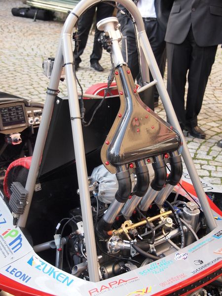 Die Entwicklung der Airbox im Ansaugsystem erfolgte in drei Schritten. (Bild: Ansys)
