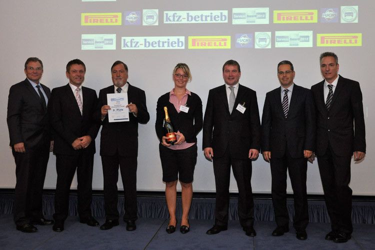 Platz zwei in der Kategorie Nutzfahrzeuge geht voll und ganz an den Autodienst Hoppegarten (Mercedes, Fuso). (Foto: Rehberg)