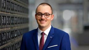 Das ist Felix Toepsch! Er ist frisch gebackener Leiter Teams Cargo Development bei der Fraport AG. Hier ein wenig mehr zu ihm ... (Bild: Fraport)