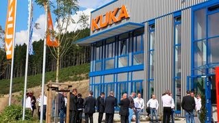 In Siegen und Braunschweig hat Kuka die Eröffnung und Erweiterung von zwei Standorten gefeiert. (Bild: Kuka)