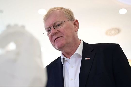 Plötzlich und damit unerwartet erklärte der bisherige Chef von Bosch, Stefan Hartung, dass er seinen Posten aufgeben wird. Heute ist es bereits soweit ...(Bild:  dpa / B. Weißbrod)