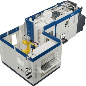 Im Bereich der Universalmaschinen präsentiert Grob zur AMB etwa das 5-Achs-Universal-Bearbeitungszentrum G350, das in Kombination mit der Grob-Roboterzelle GRC-R60, für Präzision und Flexibilität steht. (Bild:  Grob-Werke)