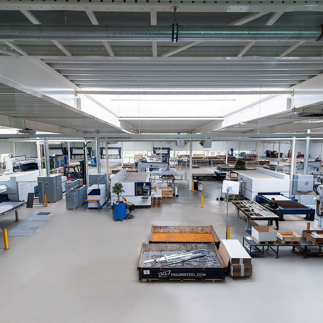 Parcom Capital investiert in 247 Tailor Steel