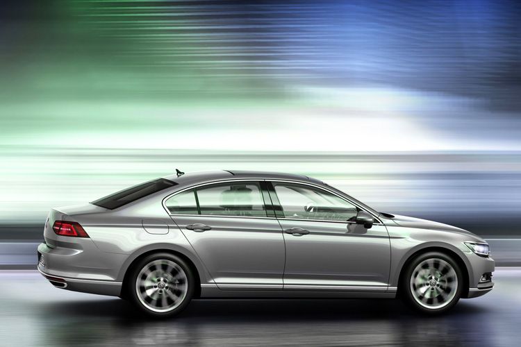 Zum Bild eines Premium-Produkts passt das Motorenangebot: VW bietet moderne Vierzylinder-TSI-Benziner mit 1,4, 1,8 oder 2,0 Liter Hubraum (125 bis 280 PS). (Foto: VW)