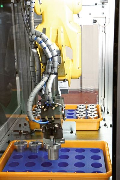 Doosan lud vom 15. bis 17. Mai nach Changwon, Korea, zur 12. Doosan International Machine Tool Fair (DIMF). 80 Maschinen, darunter 30 Neuvorstellungen, konnten vor Ort besichtigt werden. (Sonnenberg)